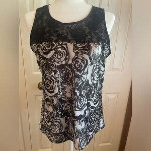 Rafaela black and white shell size S